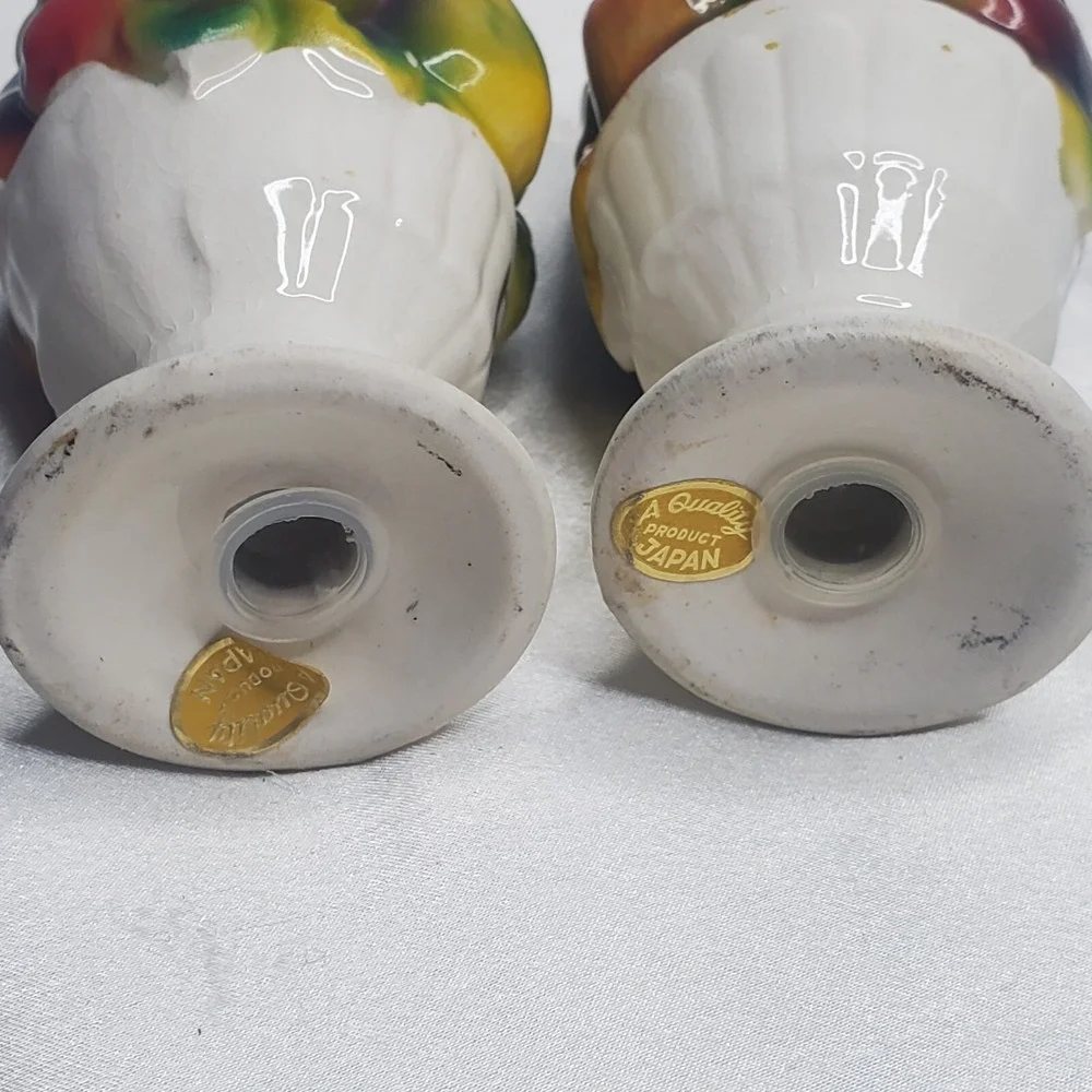 Vintage Japan MC fruit Basket Salt Pepper Shakers‎ Porcelain Ceramic Colorful
